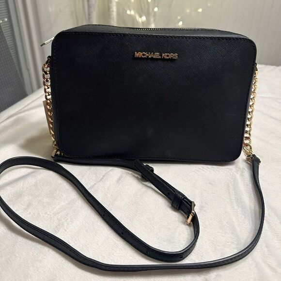 MICHAEL Kors Shoulder Bag - Picture 7 of 10